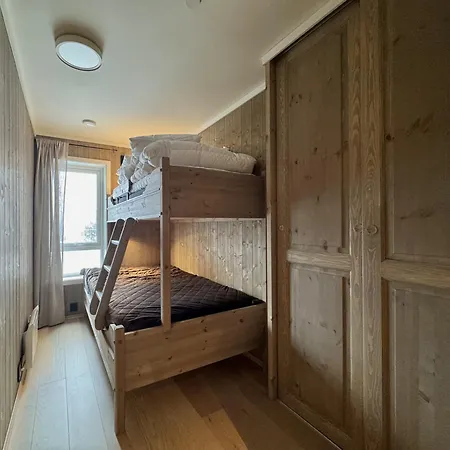 Exclusive And Cozy Area Apartment *