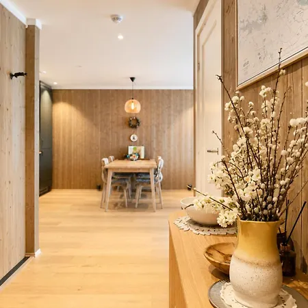 Exclusive And Cozy Area Apartment